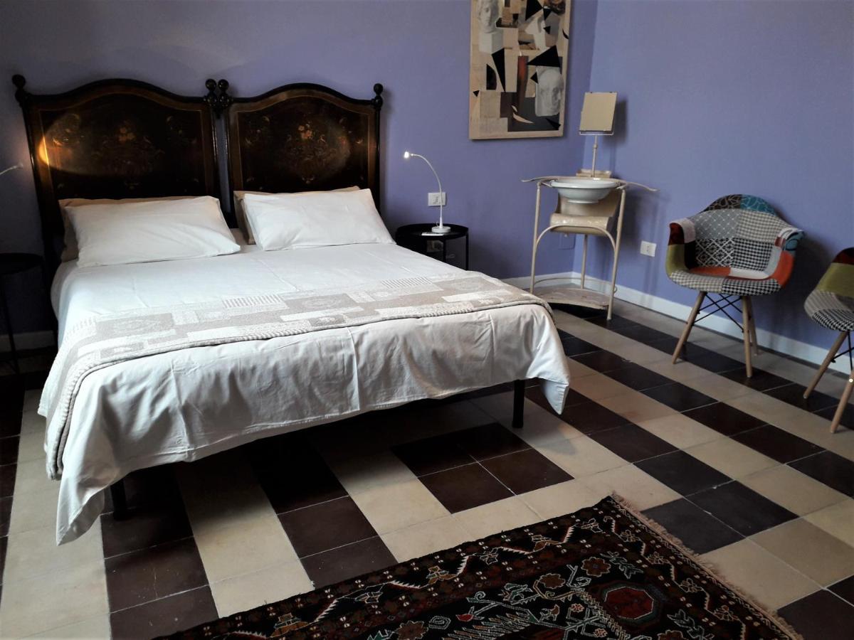 I Templari B&B Self-Contained Бриндізі Екстер'єр фото