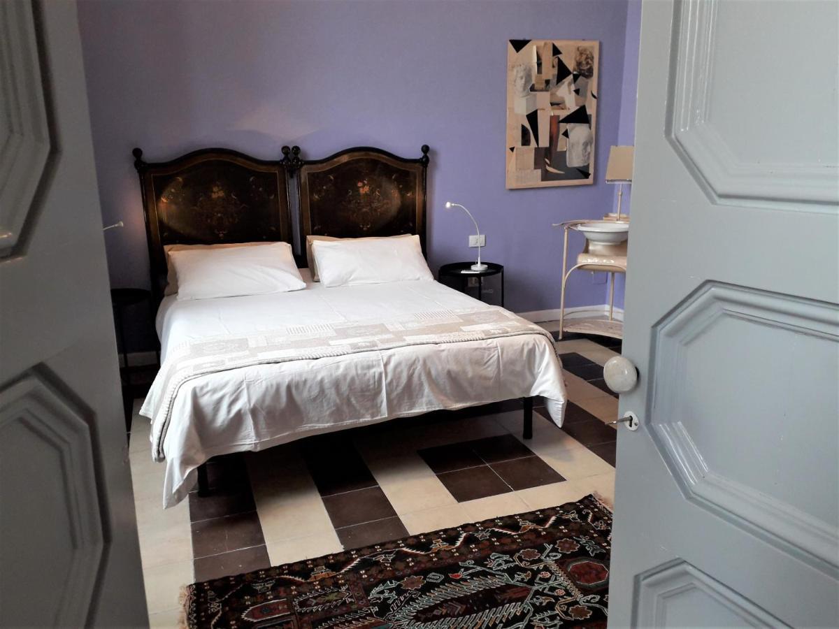 I Templari B&B Self-Contained Бриндізі Екстер'єр фото